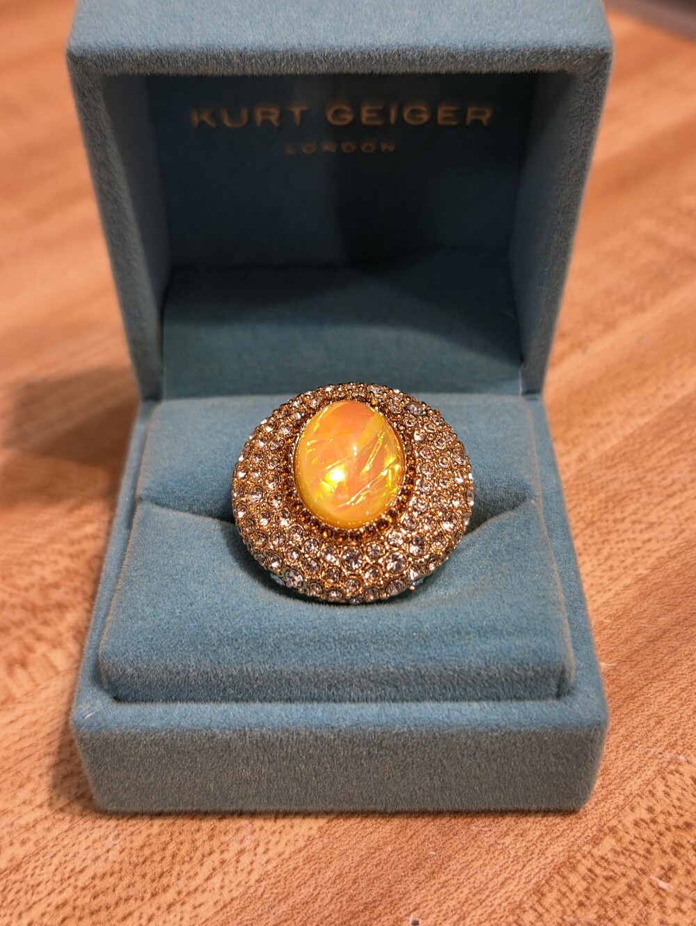Kurt Geiger NWT/NIB Gorgeous Statement Ring Size 8